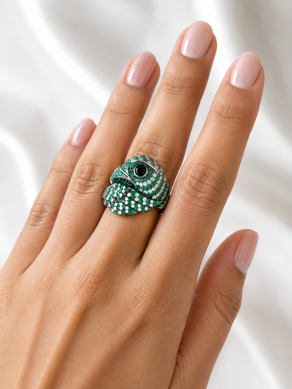 green_eagle_parrot_face_wrapped_wing_black_eye_bird_cz_diamond_ring_jewelry_925_sterling_silver_IGNITE_GEMS_DRG4_model_d2